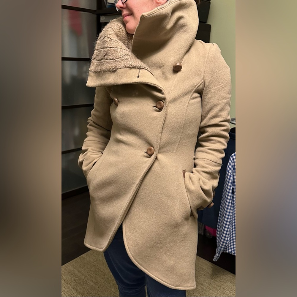 Mackage winter women’s coat. Size xxs - Picture 1 of 5